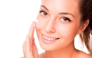 7 passos essenciais para manter a pele hidratada o dia todo