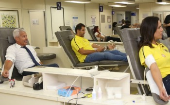 Dezesseis a cada mil brasileiros doam sangue