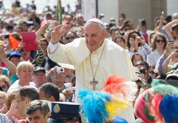 Papa Francisco autoriza doação de 150 mil para afetados pelas chuvas, em Pernambuco