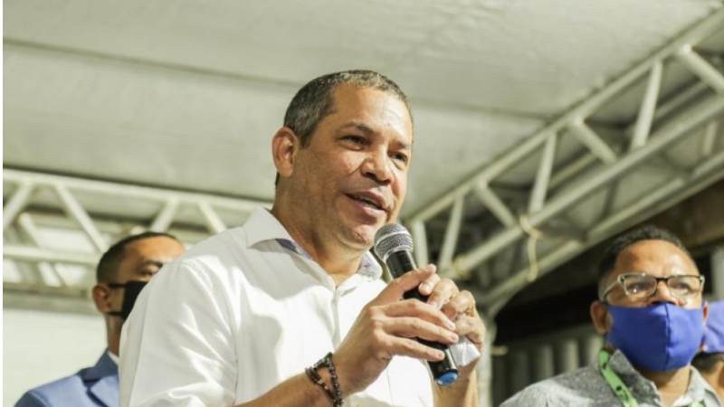 O prefeito do Cabo de Santo Agostinho é o primeiro prefeito a ter suas contas de campanha eleitoral aprovadas pelo TRE-PE