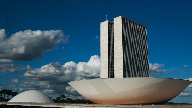 Texto altera o regime de exploração de gasodutos no Brasil