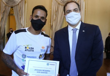 Paulo Câmara sanciona leis de incentivo ao esporte em Pernambuco