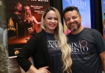Paixão de Cristo do Moreno retoma apresentações gratuitas com Michelle Melo e Beto Café